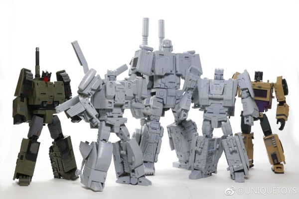Uniquetoys Ragnaros Unofficial Bruticus New Assembled Prototype Pics Of MP Scaled Combiner 01 (1 of 9)